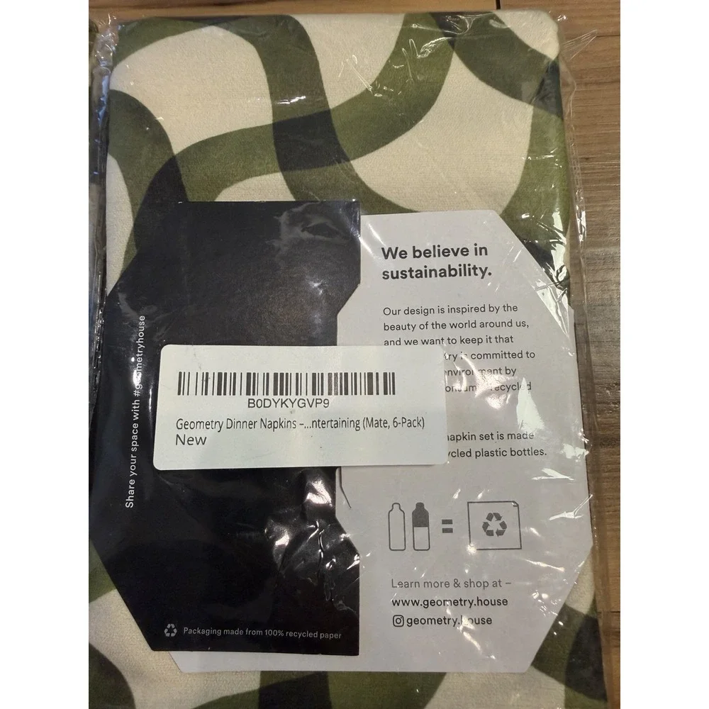 Geometry Dinner Napkins Set of 12 Green Geometric Print 19x19 Recycled NIP